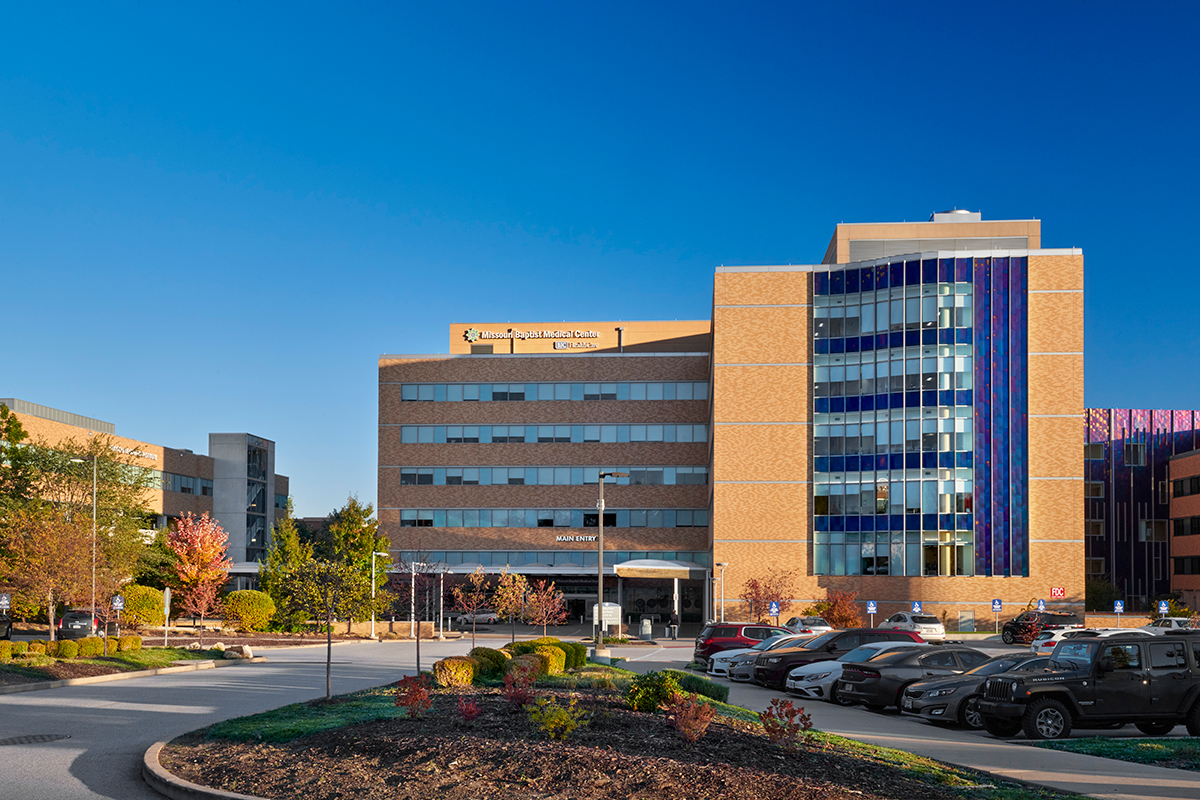 Photo of the building of Missouri Baptist Medical Center